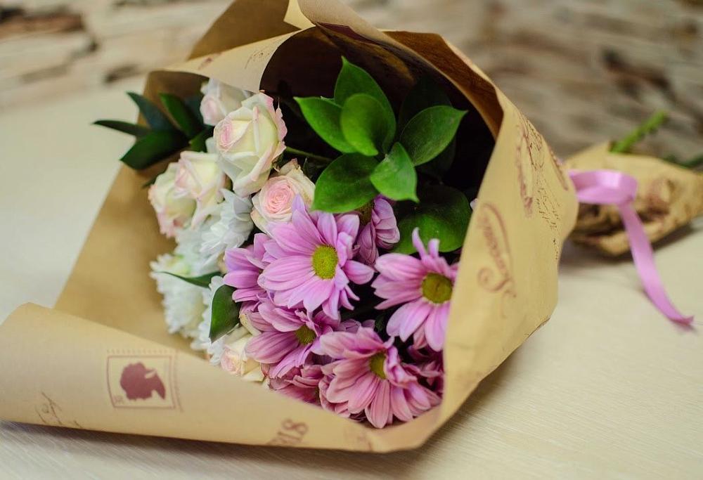 Букет цветов из: Розы и Хризантемы в Вознесенской Краснодарского края