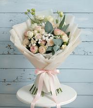 Букет цветов из:  Розы и Лизиантусы в Вознесенской Краснодарского края