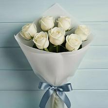 Букет 7 Белых роз Эдлесс Лав в Вознесенской Краснодарского края