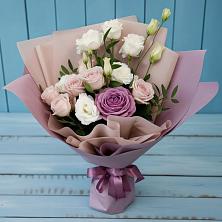Букет цветов из:  Розы и Лизиантусы в Вознесенской Краснодарского края