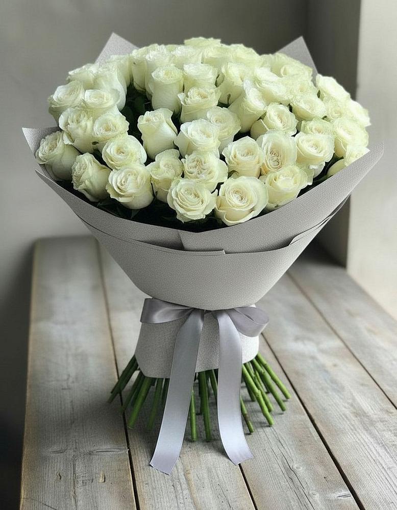 Букет 35 Белых роз в Вознесенской Краснодарского края
