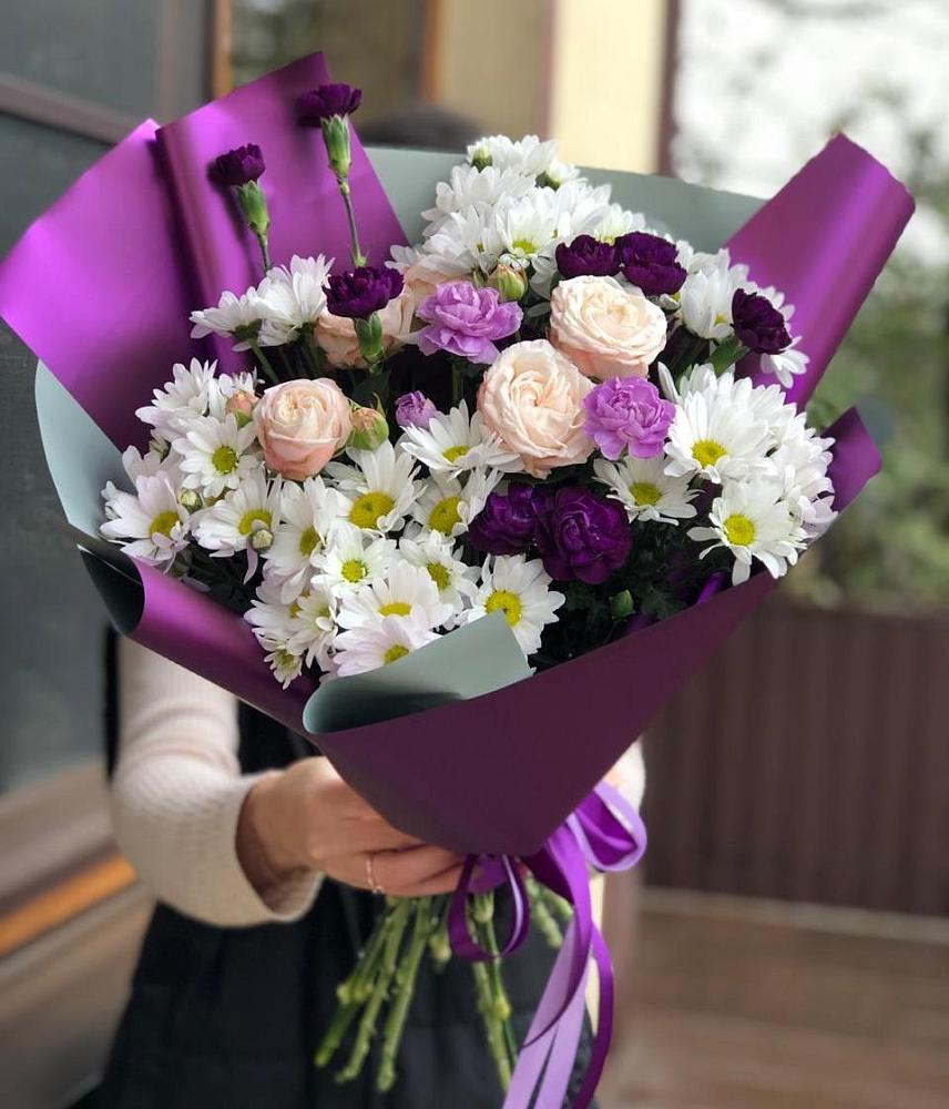 Букет цветов из: Хризантемы, Гвоздики и Розы в Вознесенской Краснодарского края