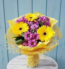Букет цветов из:  Хризантемы и Герберы в Вознесенской Краснодарского края