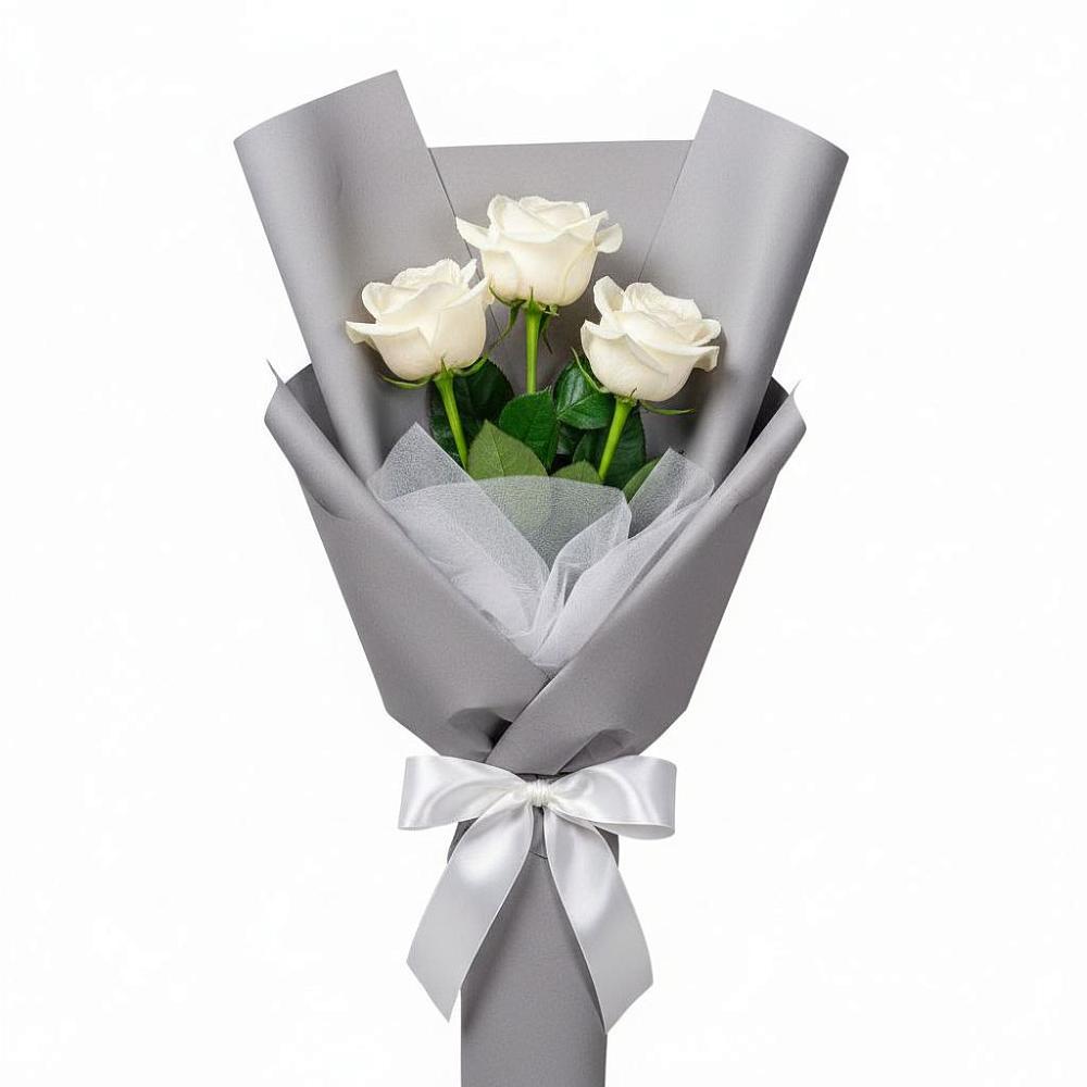 Букет 3 белые розы в Вознесенской Краснодарского края