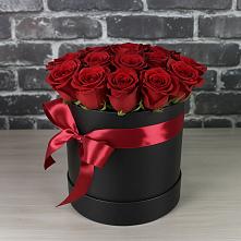 Цветочная композиция из Розы в шляпной коробке в Вознесенской Краснодарского края