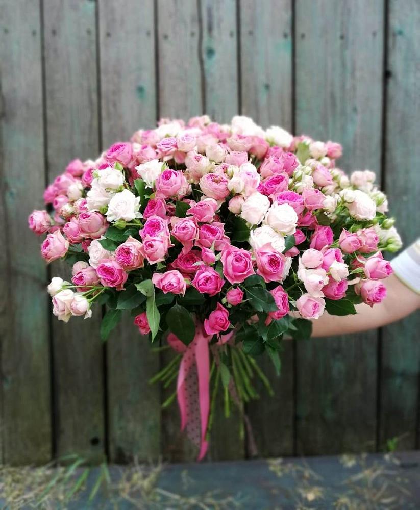 Букет Розовые кустовые розы Натали и Лав Лидия в Вознесенской Краснодарского края