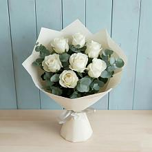 Букет Белые розы в Эвкалипте в Вознесенской Краснодарского края
